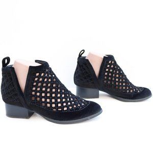 Jeffrey Campbell black ankle boots size 5.5